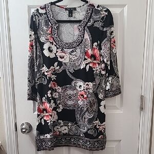 White House Black Market Black and Pink Floral Tunic